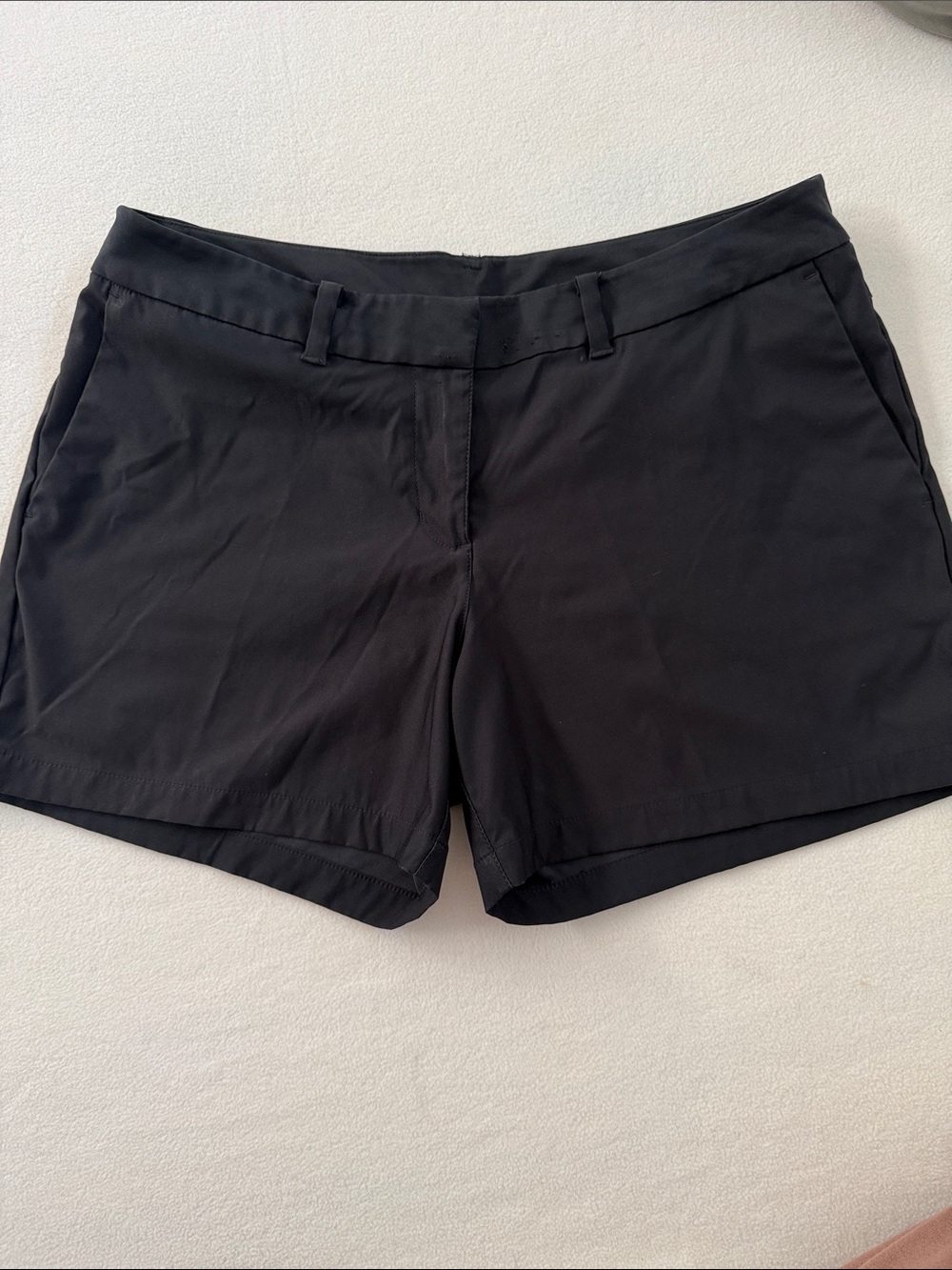 Nike women’s golf shorts size 10